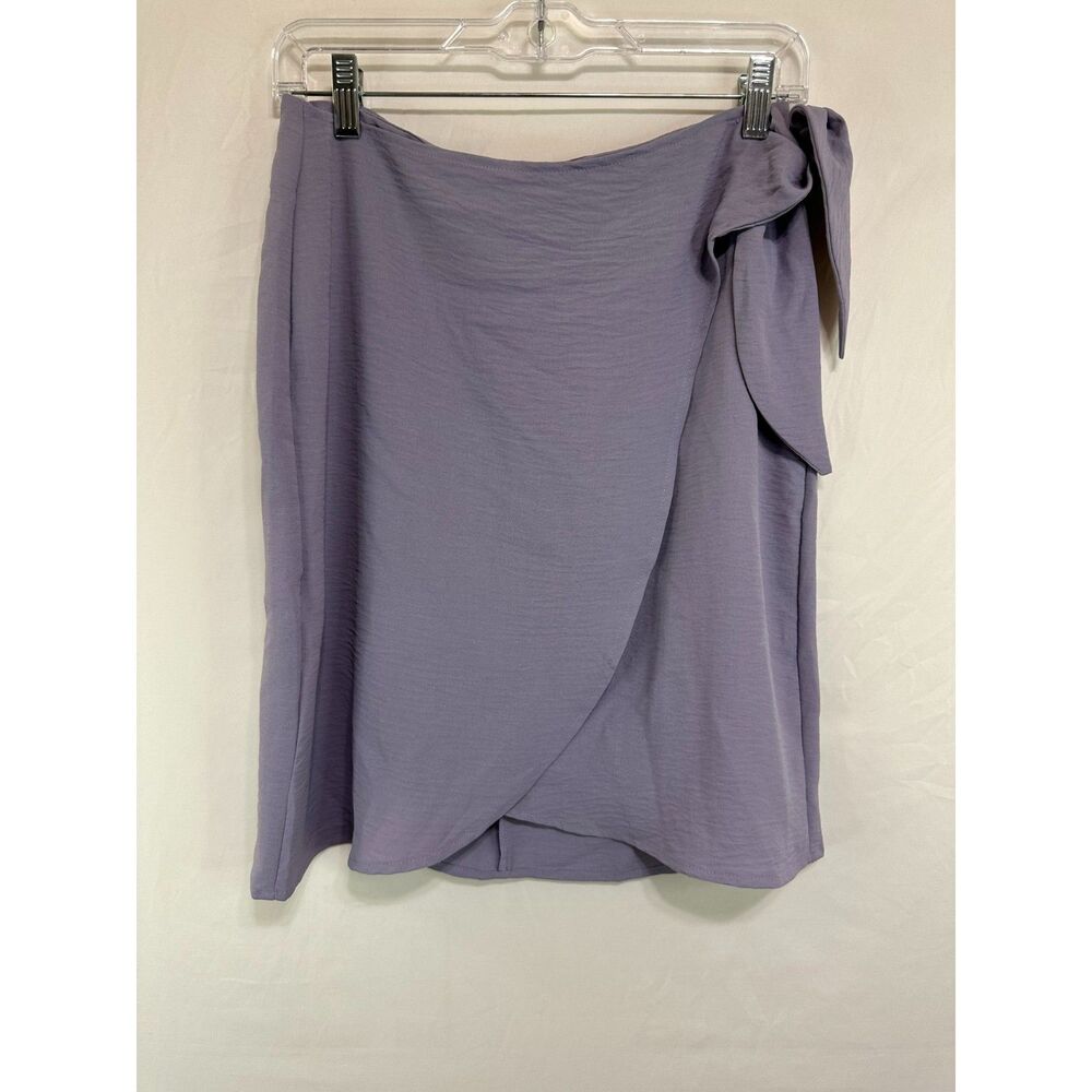 Gilli Women's Faux Wrap Mini Skirt Size M Lavender with Back Zipper NWT